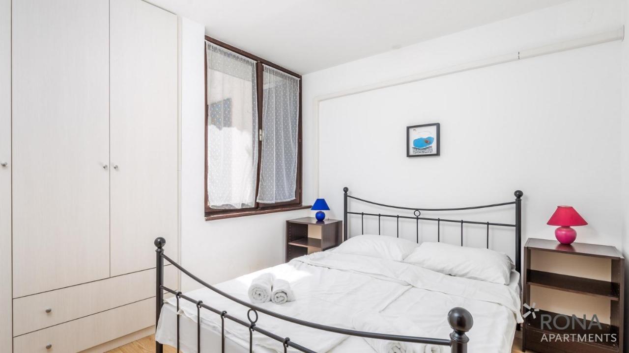 Rona Apartment Zrinka Πόρετς Εξωτερικό φωτογραφία