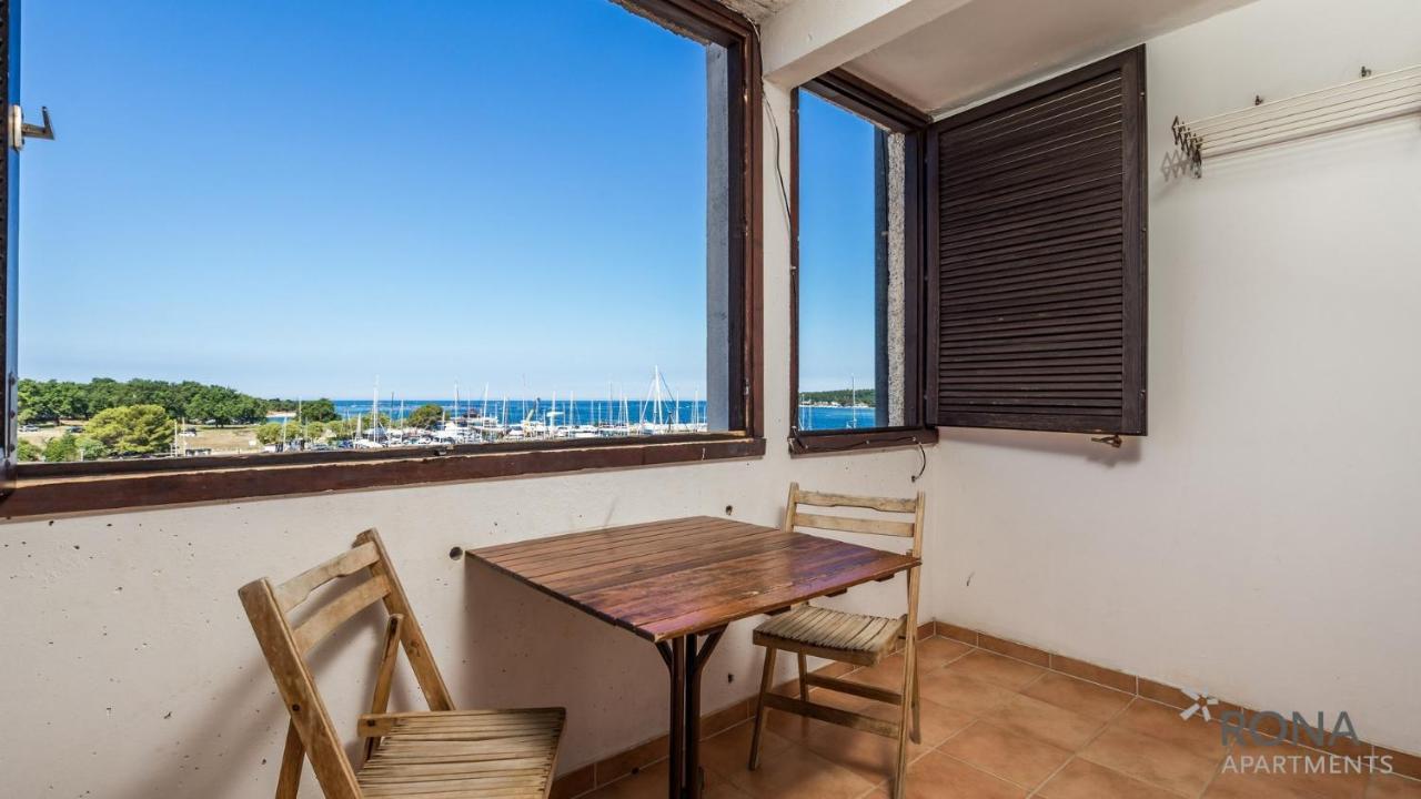 Rona Apartment Zrinka Πόρετς Εξωτερικό φωτογραφία